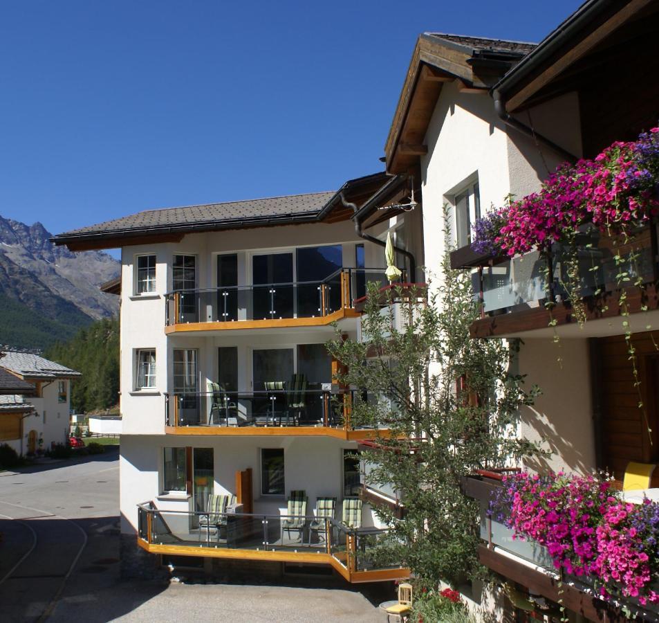 Apartments Alpenrose Saas-Almagell Exterior photo