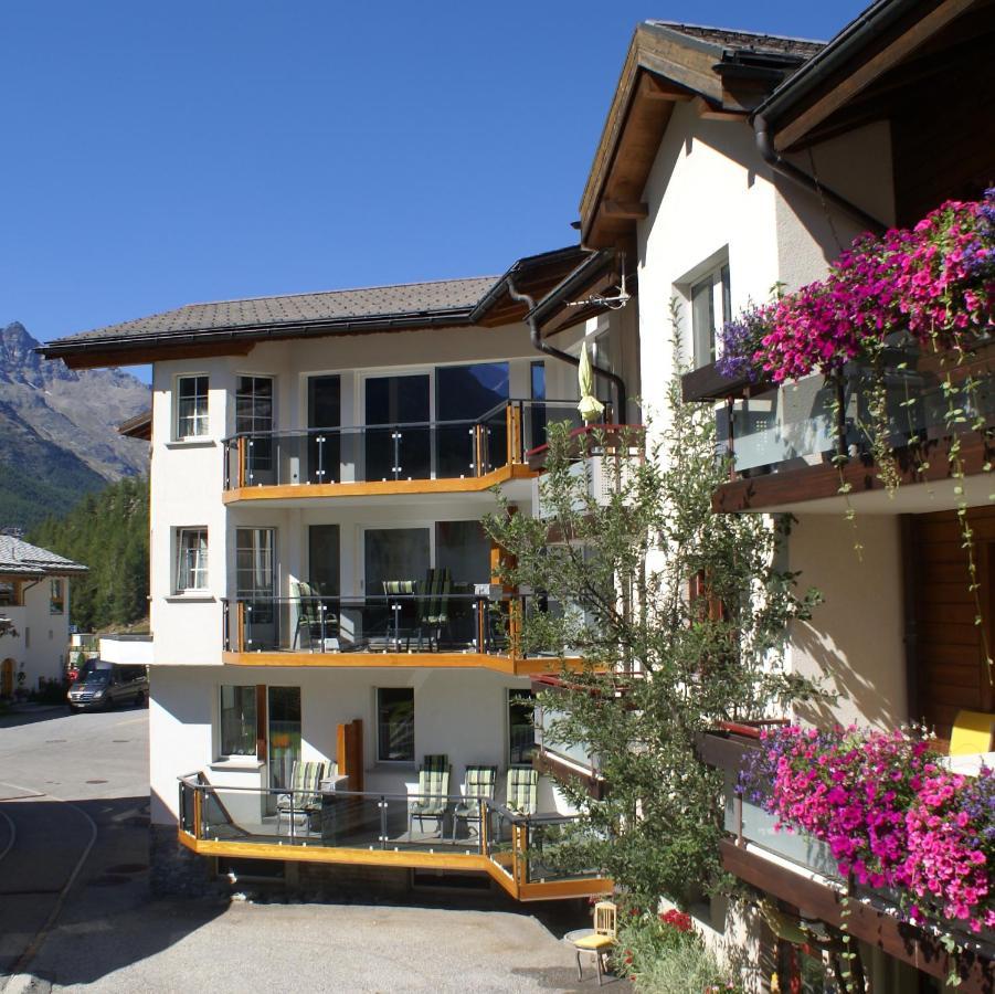 Apartments Alpenrose Saas-Almagell Exterior photo